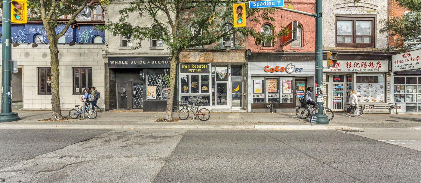 373 Spadina Ave