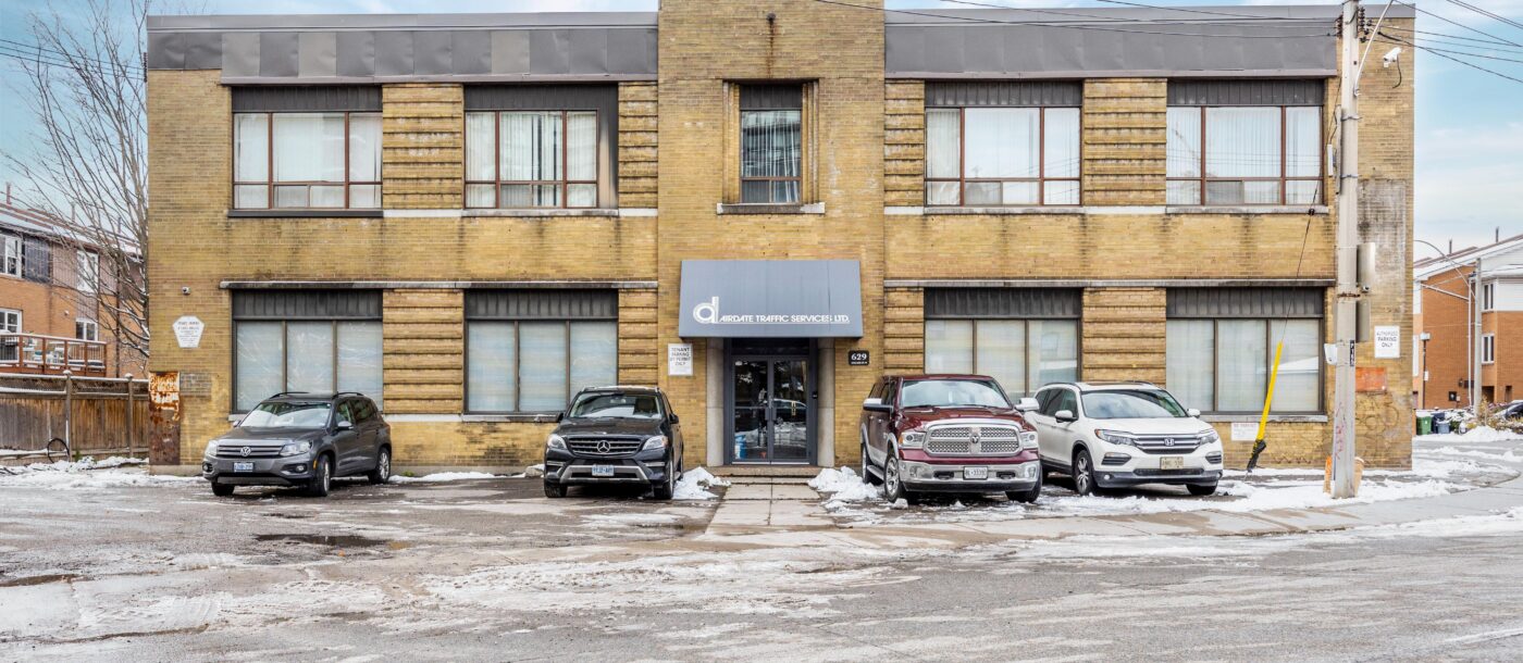 629 Adelaide Street West